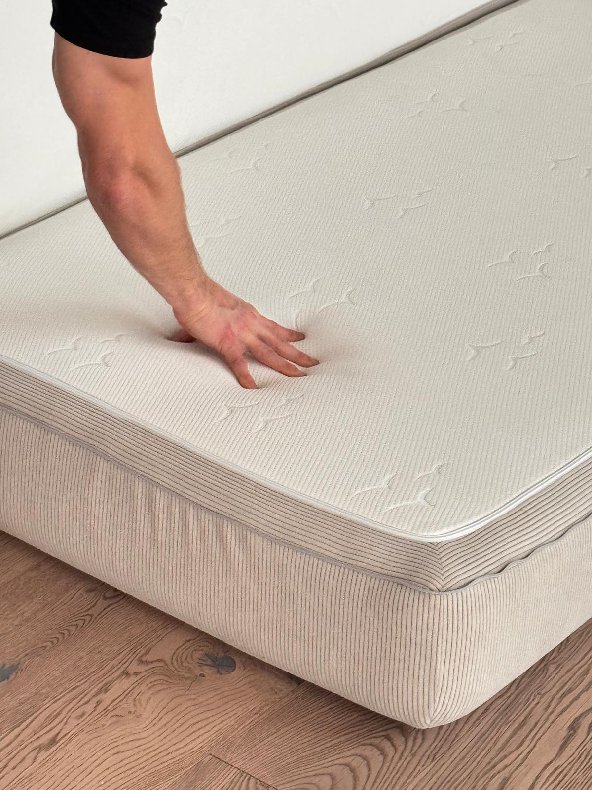 Beffa one - Boneless sofabed,built in mattress topper, feels like a real bed